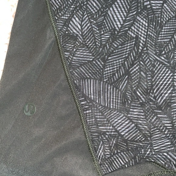 Lululemon- Like New- Sz 10- Cool 2 Street Scoop Back Tank- Gator Green - Picture 11 of 13